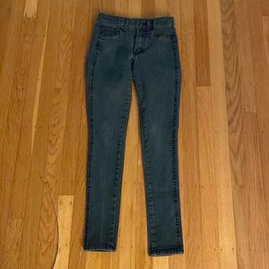 Gap skinny Jean 24